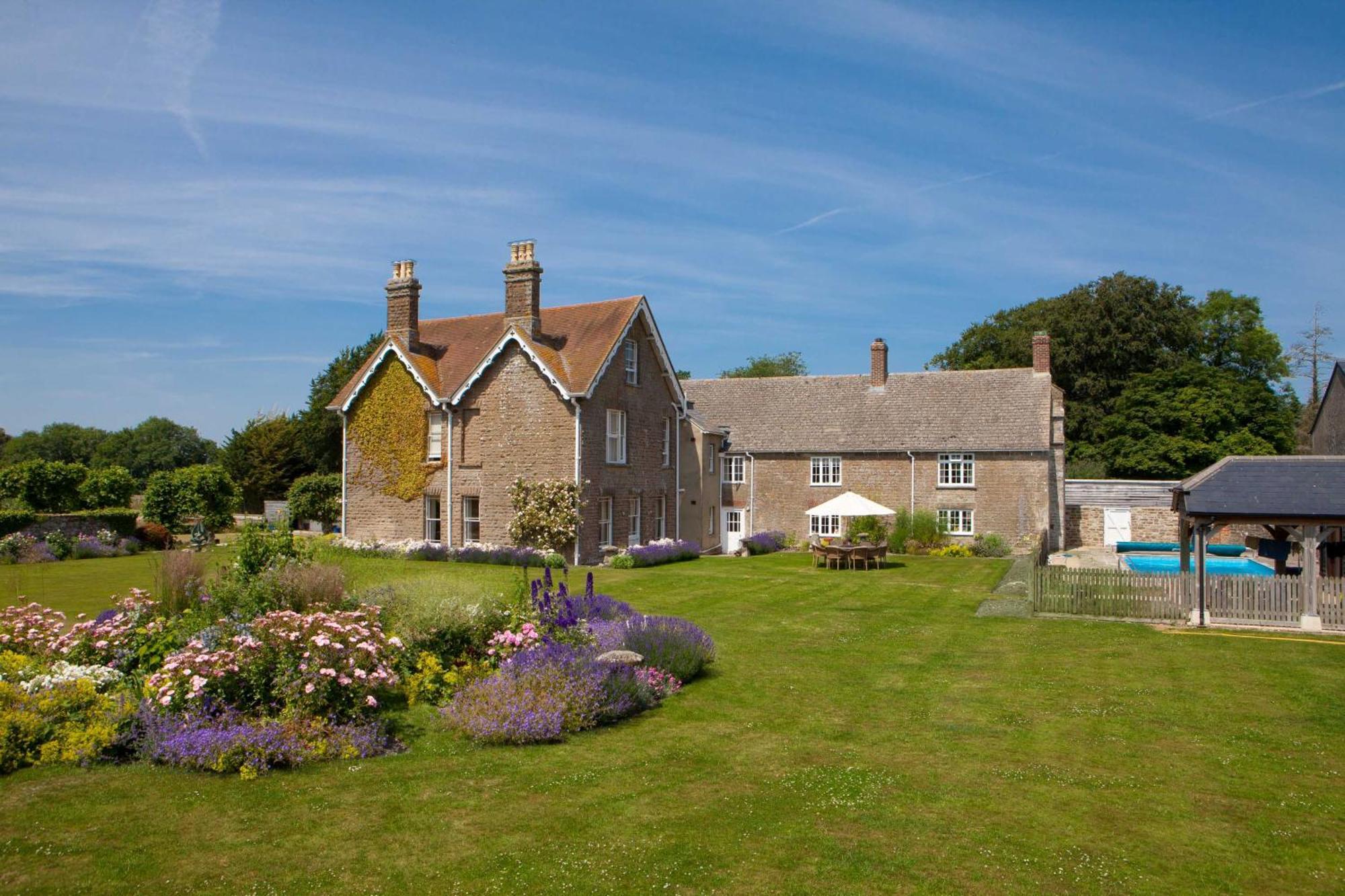 Overtown Manor Bed And Breakfast Swindon Exterior photo