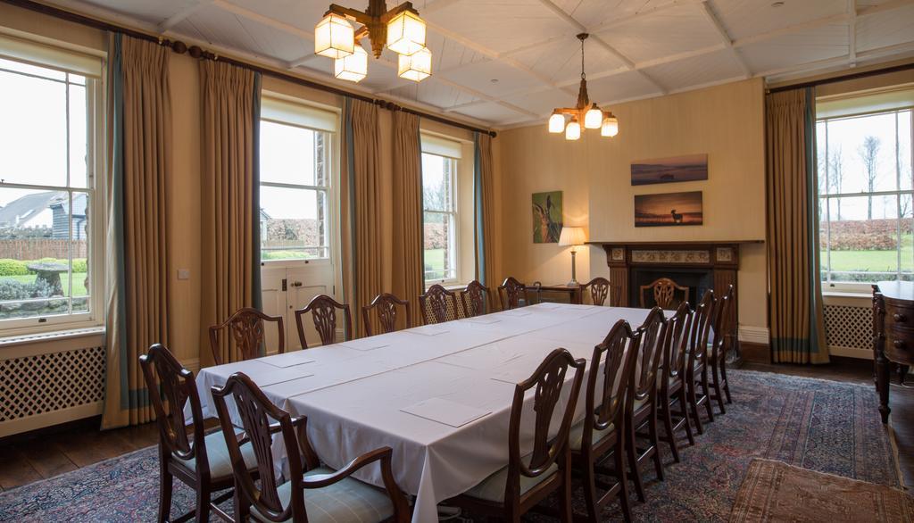 Overtown Manor Bed And Breakfast Swindon Exterior photo